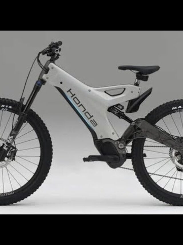 Honda Electric Cycle features a sleek, aerodynamic design built for urban roads, combining style, comfort, and eco-conscious performance.